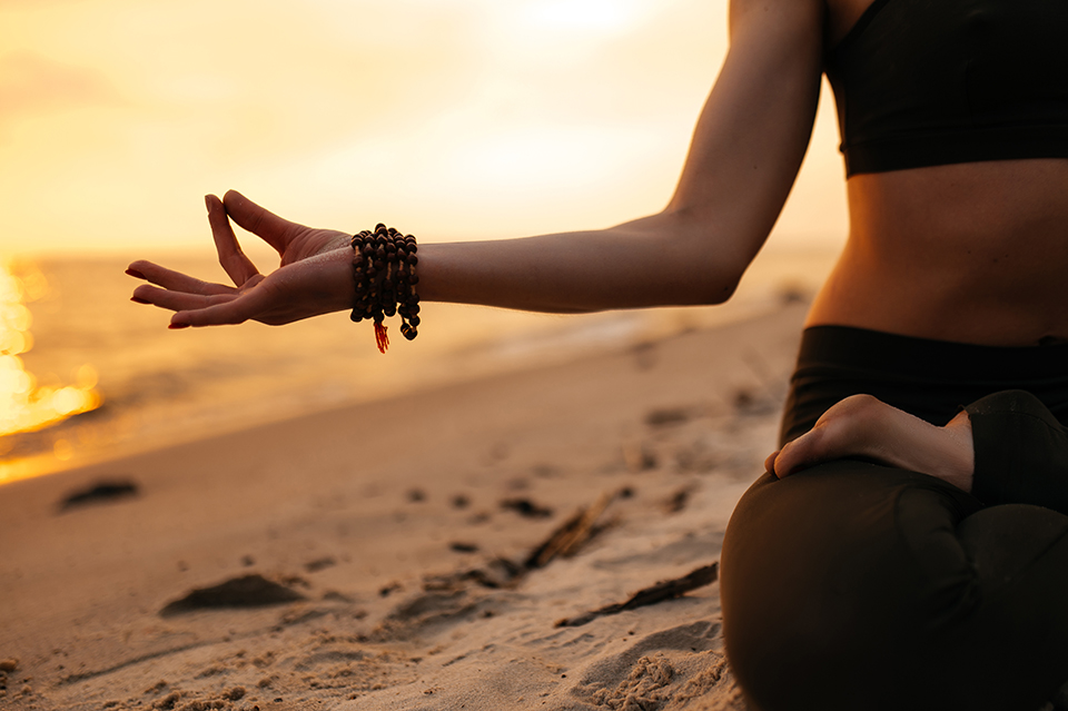Are Singing Bowls Beneficial in Yoga for Beginners?