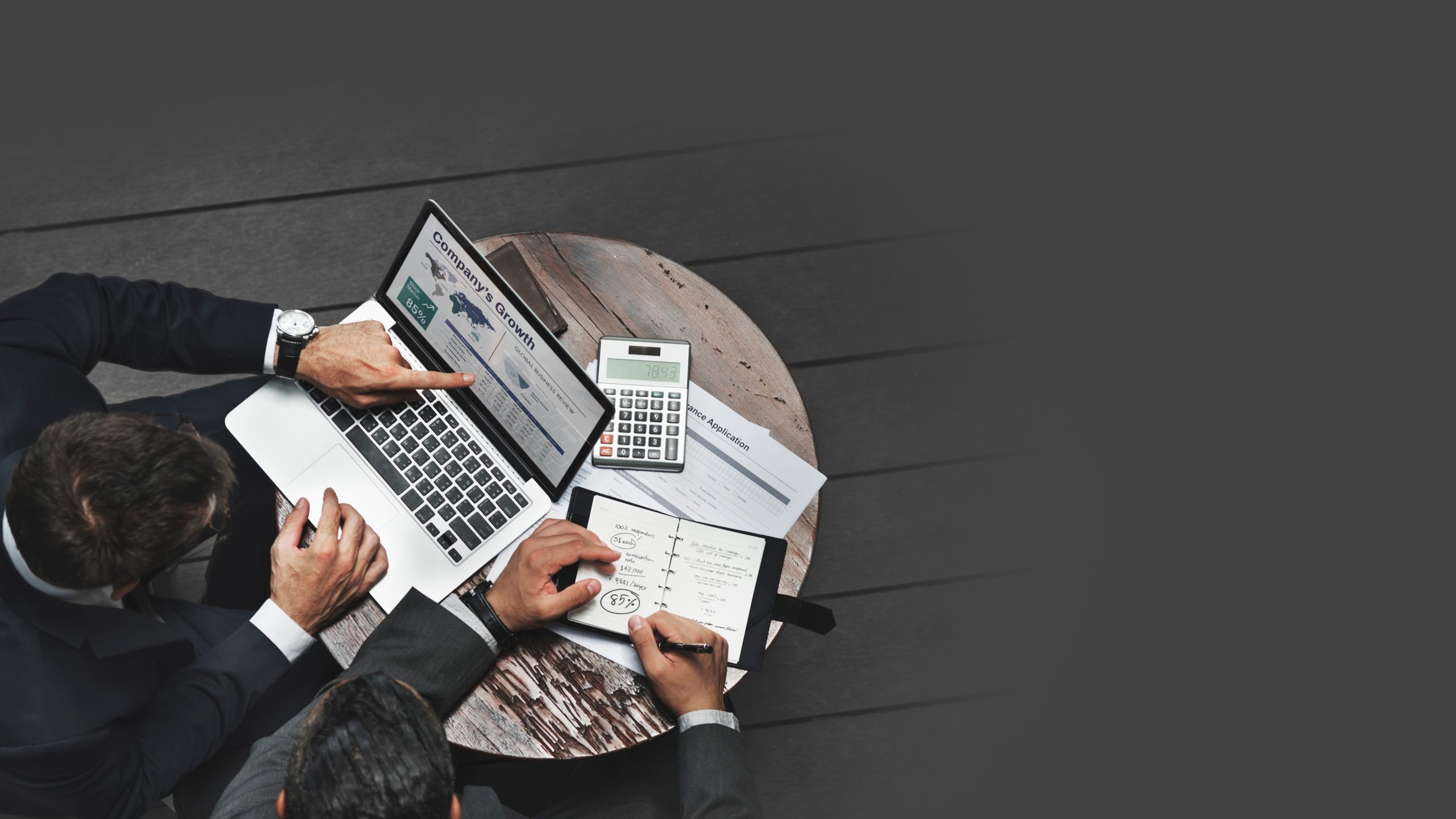 Leveraging Corporate Customer Data Analytics To Increase Profits