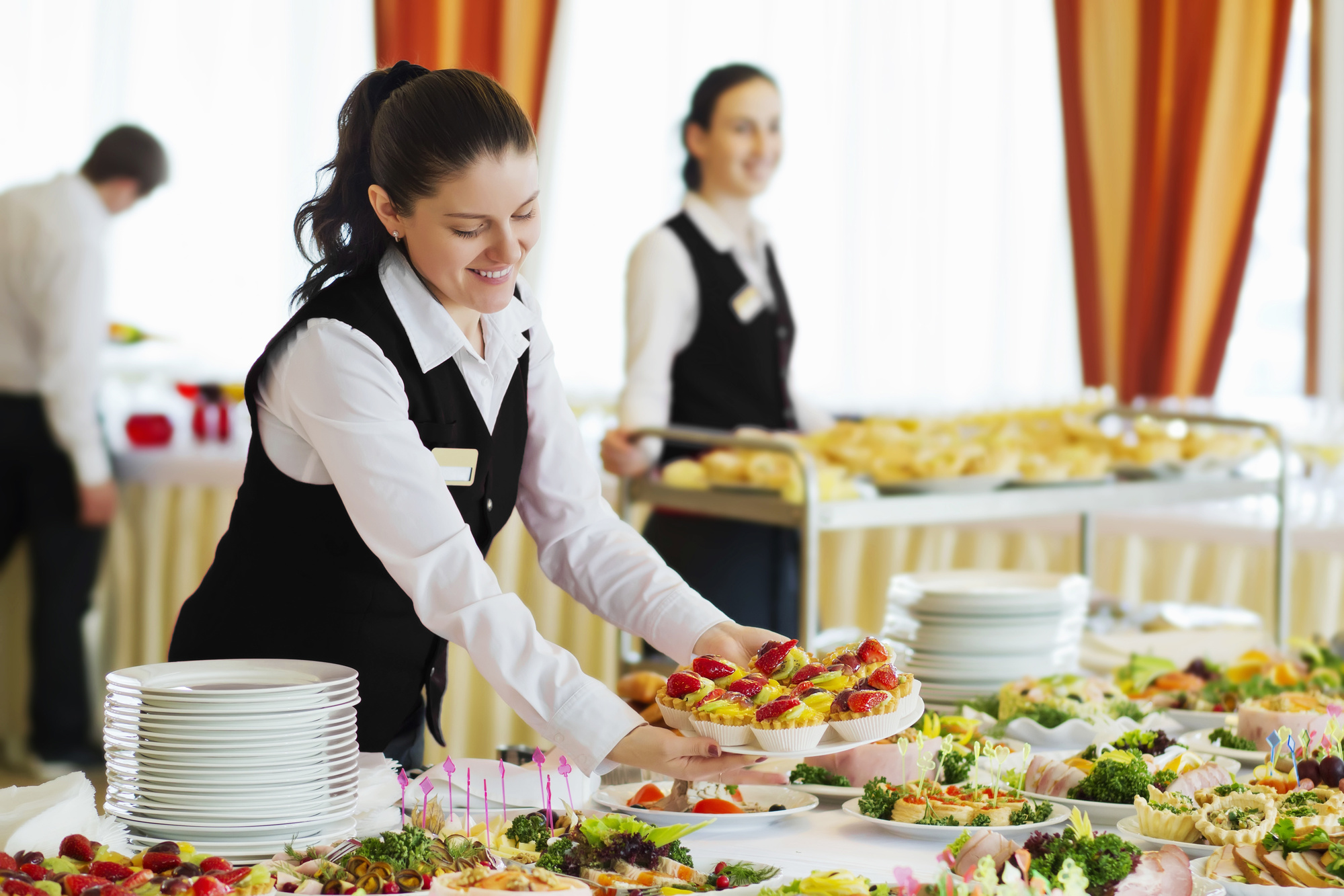 How Food Service Helps Improve Business Quality
