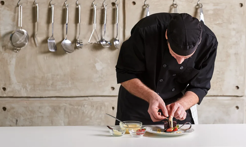 The Essential Kitchen Tools For Private Chefs