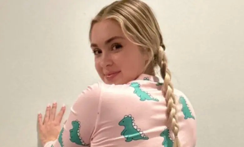 Coco Koma – Sexy Adult Content Creator