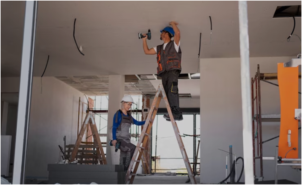 How To Hire The Top-Notch 3 Season Room Construction Services